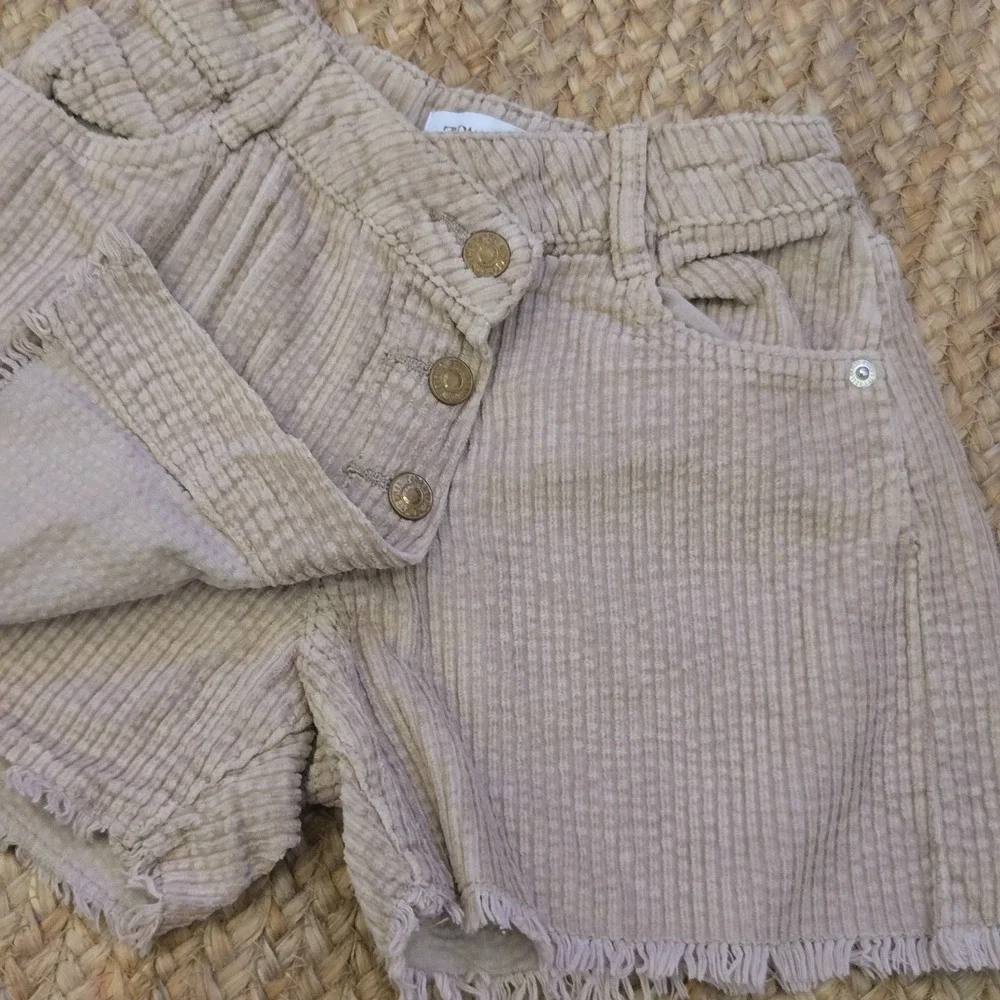 Zara Girls Short‎ Brown Corduroy Size 6yrs
